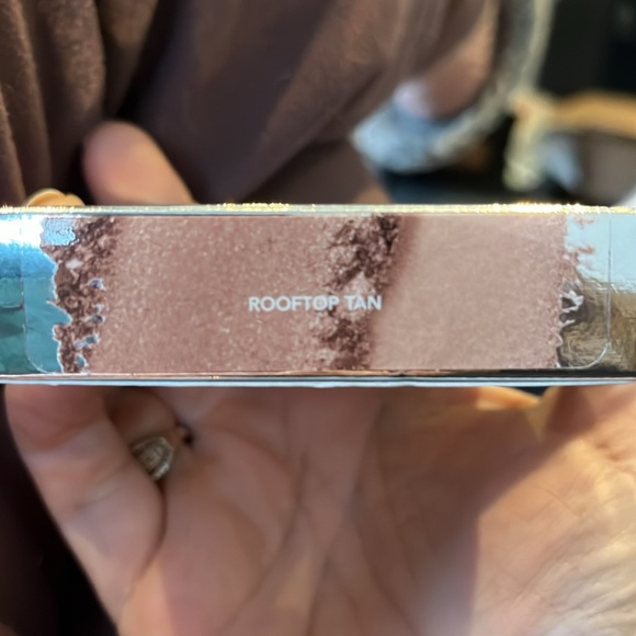 💐Buxom Staycation Vibes Primer-infused Bronzer - Rooftop Tan - Picture 5 of 5